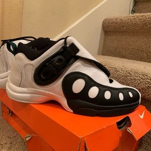 Men’s Nike shoes - RESERVED